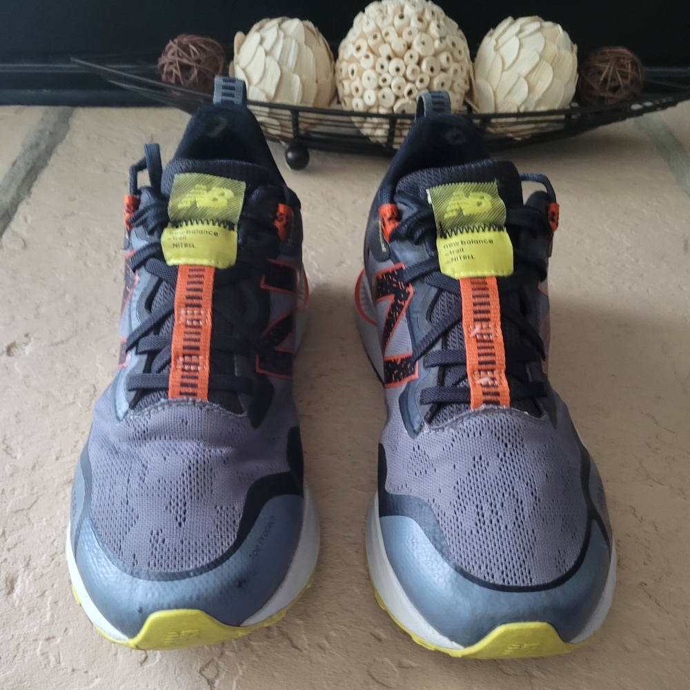 Size 9.5 New Balance Dynasoft Nitrel All Terrain Gray Men's Sneakers
